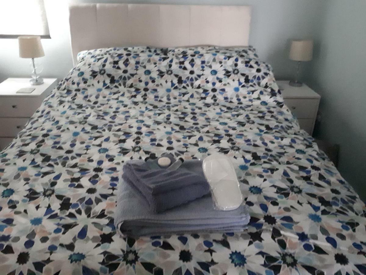 Santi Bhavana Bed & Breakfast Westbury  Luaran gambar