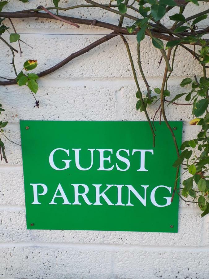 Santi Bhavana Bed & Breakfast Westbury  Luaran gambar