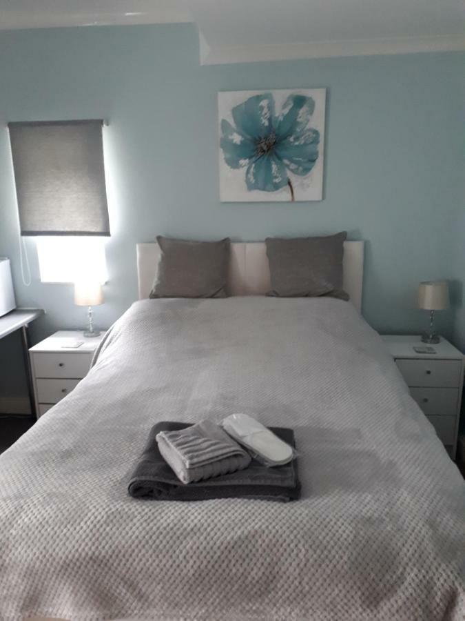Santi Bhavana Bed & Breakfast Westbury  Luaran gambar